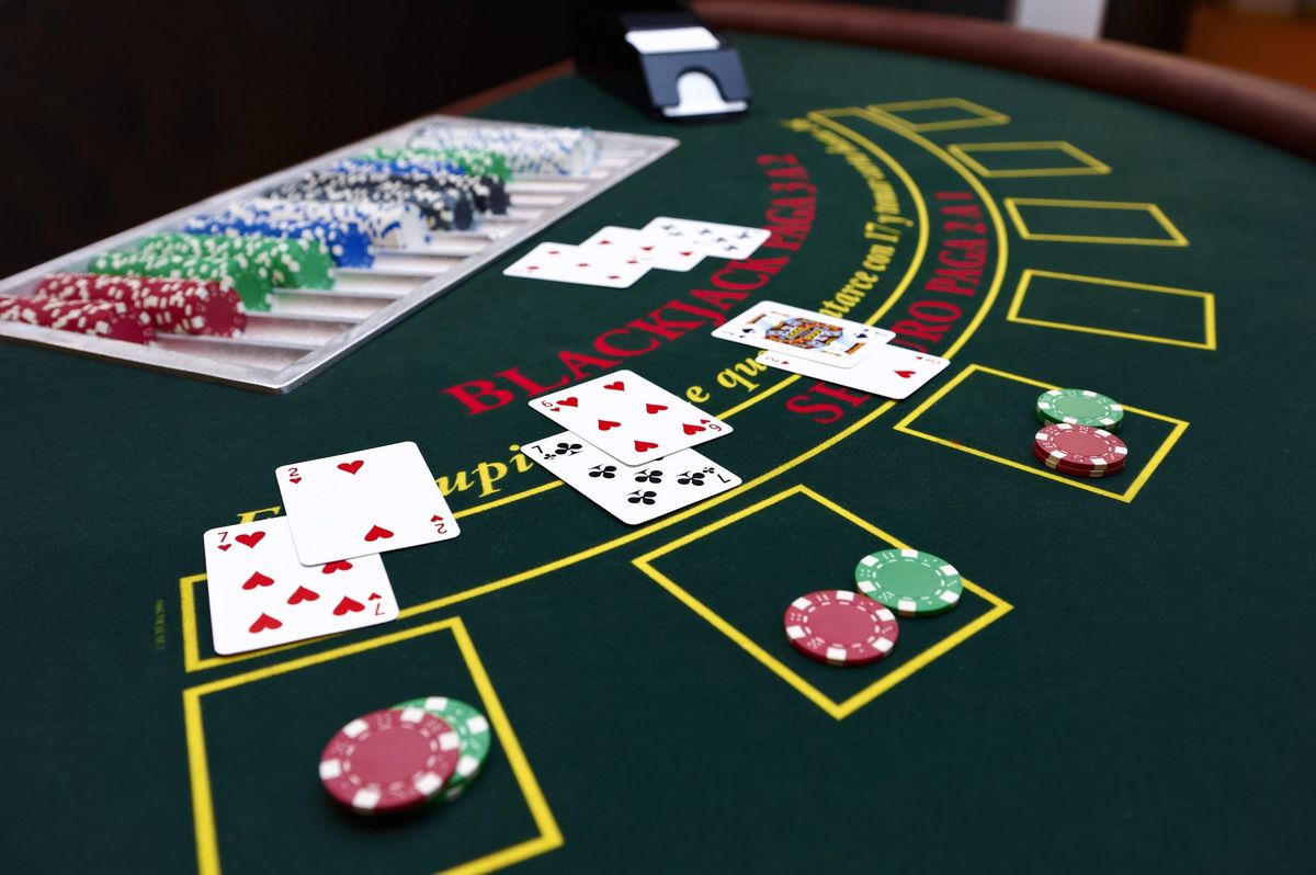 پاکستان میں Casino Rocket کا آن لائن کیسینو سیکشن کھولیں۔